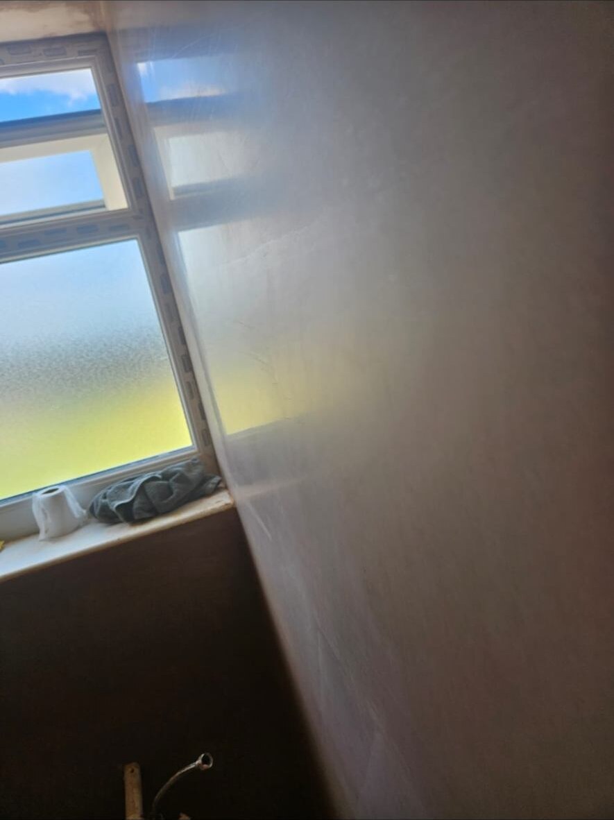 Smooth plaster detail by D Whitley Plastering