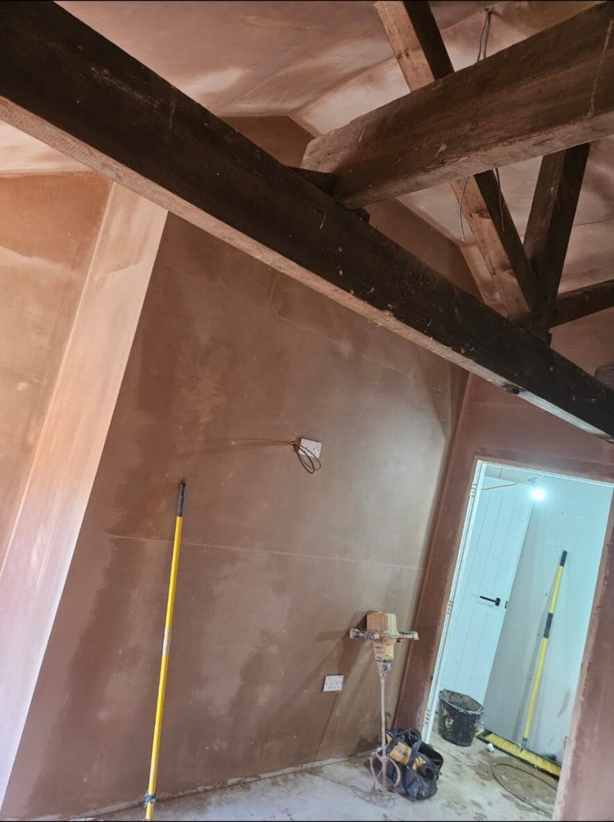 Freshly skimmed bedroom by D Whitley Plastering